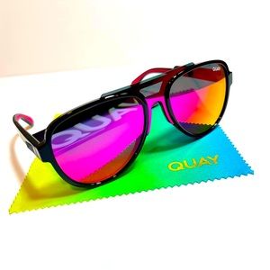 Quay Wild Card Black/Pink Polarized ID:52157